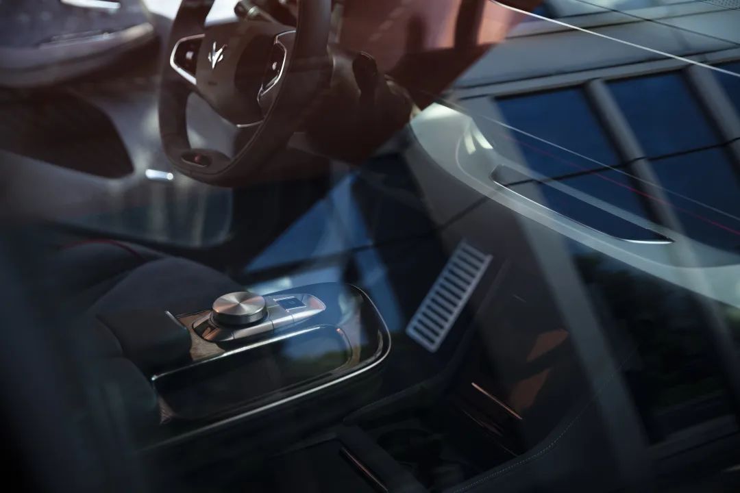 1648780298877360.png 06.png